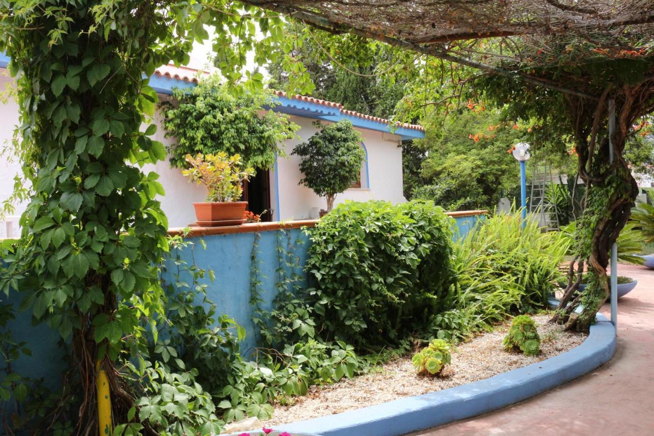 Villa Valentina Park Posada  Ngoại thất bức ảnh