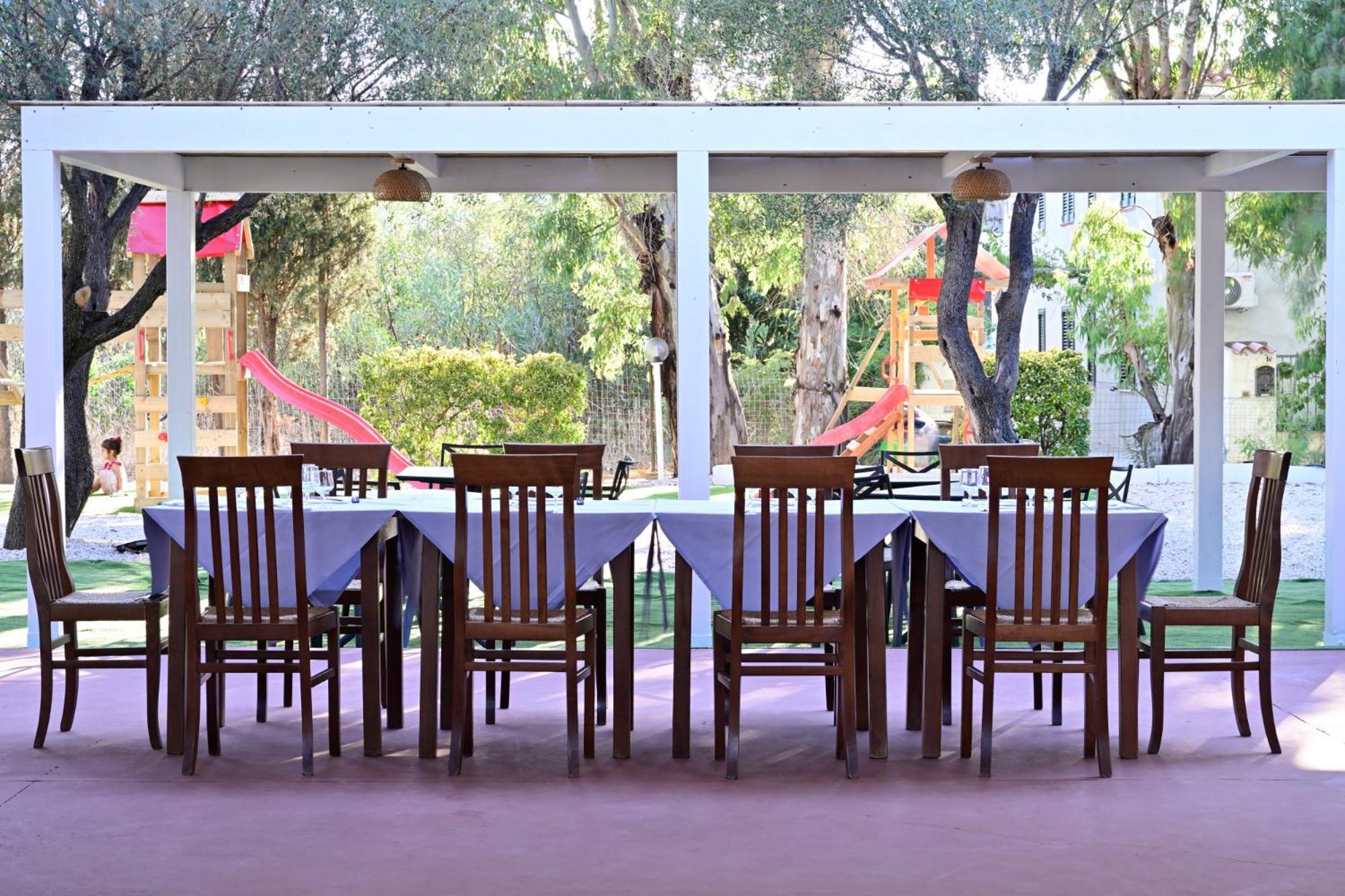 Villa Valentina Park Posada  Ngoại thất bức ảnh