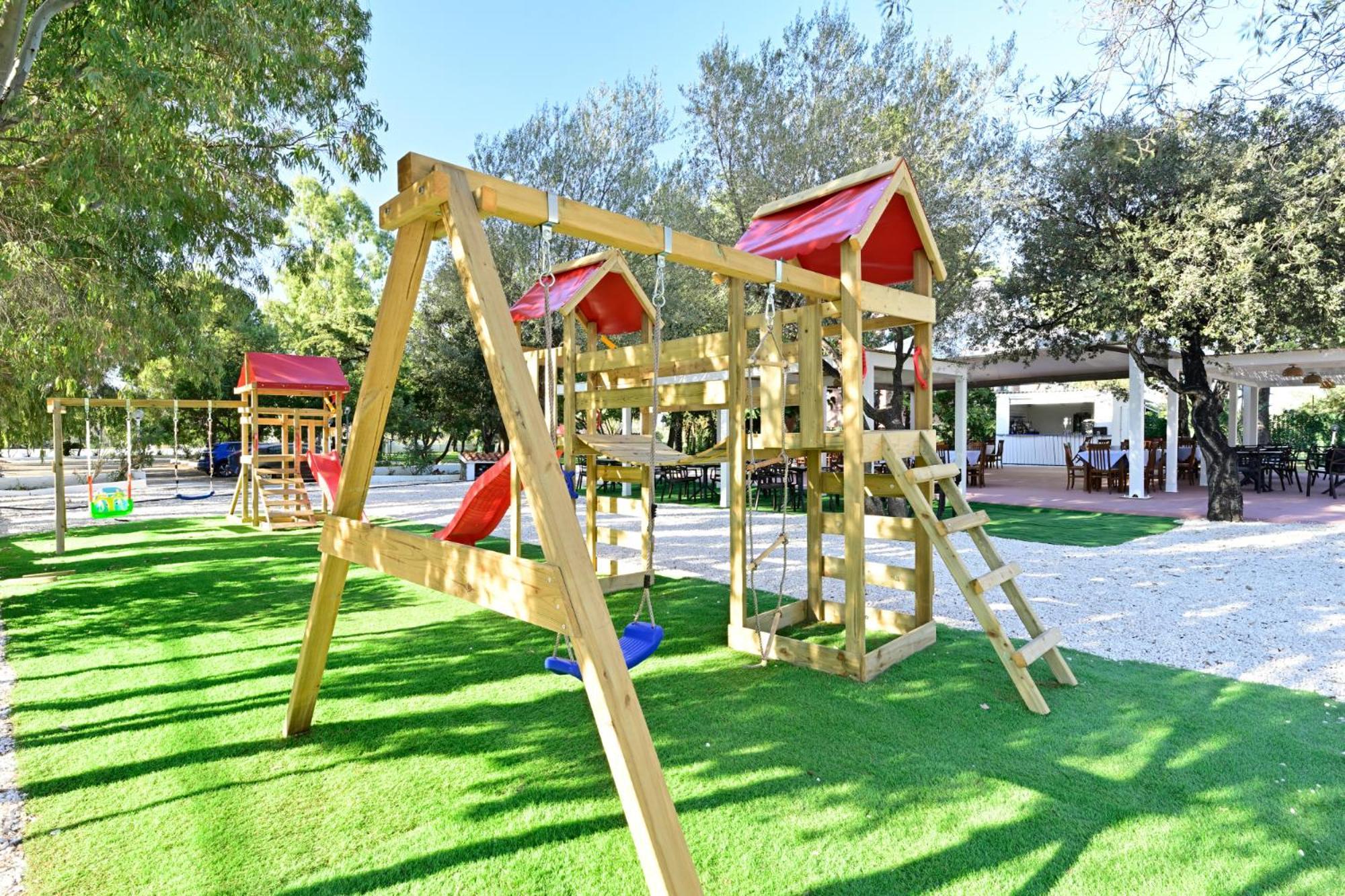 Villa Valentina Park Posada  Ngoại thất bức ảnh